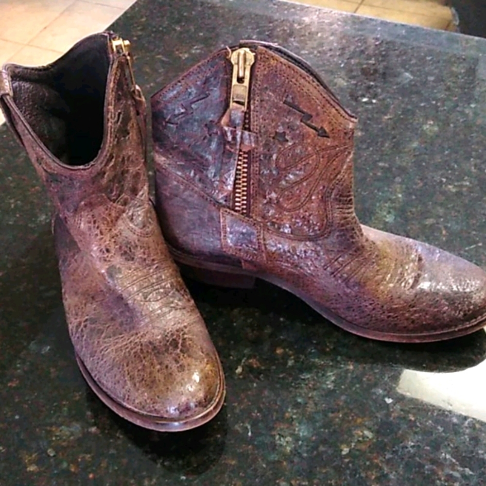 EUC Steven by Steve Madden Booties